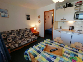 Appartement 4 pers · Ski aux pieds · Balcon · Casier à skis · Parking gratuit - FR-1-181-2534